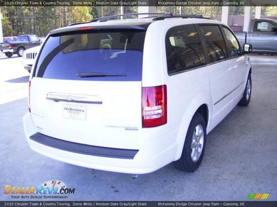 2010 Chrysler Town & Country Touring Stone White / Medium Slate Gray/Light Shale Photo #5