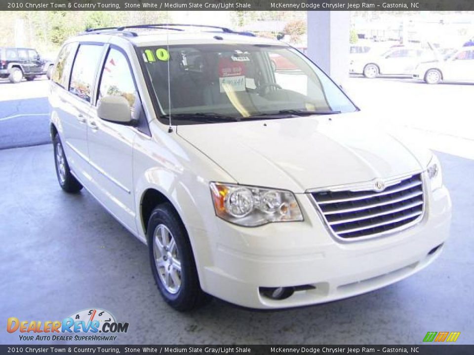 2010 Chrysler Town & Country Touring Stone White / Medium Slate Gray/Light Shale Photo #6