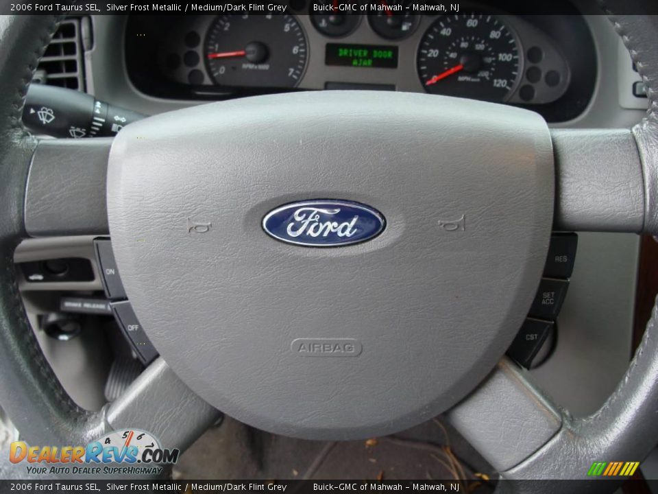 2006 Ford Taurus SEL Silver Frost Metallic / Medium/Dark Flint Grey Photo #19