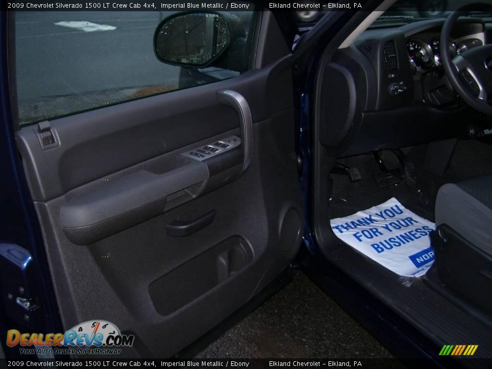 2009 Chevrolet Silverado 1500 LT Crew Cab 4x4 Imperial Blue Metallic / Ebony Photo #31