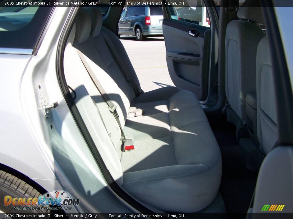 2009 Chevrolet Impala LT Silver Ice Metallic / Gray Photo #11