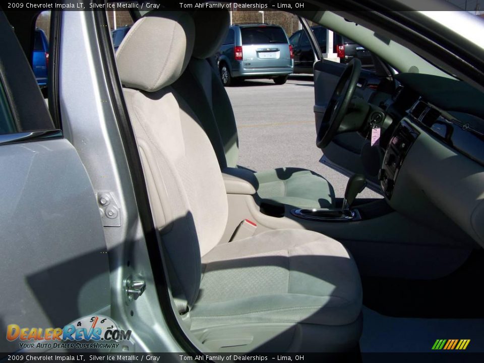 2009 Chevrolet Impala LT Silver Ice Metallic / Gray Photo #12