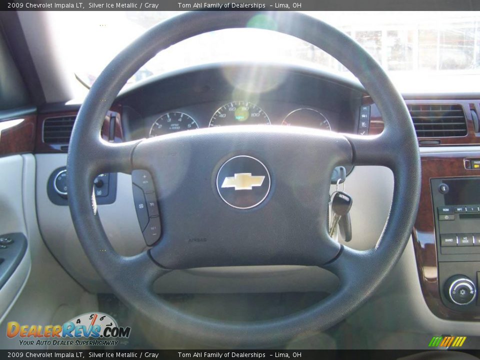 2009 Chevrolet Impala LT Silver Ice Metallic / Gray Photo #15