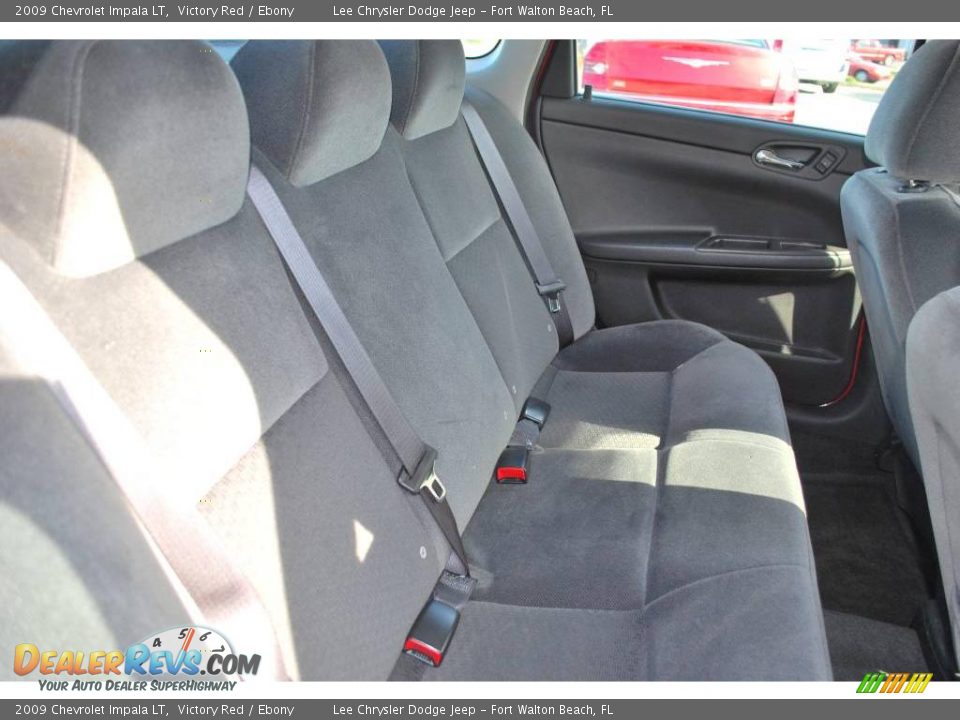 2009 Chevrolet Impala LT Victory Red / Ebony Photo #25