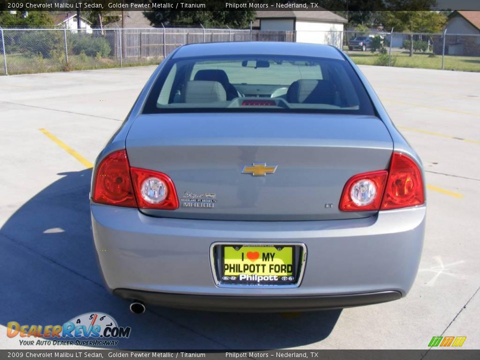2009 Chevrolet Malibu LT Sedan Golden Pewter Metallic / Titanium Photo #4