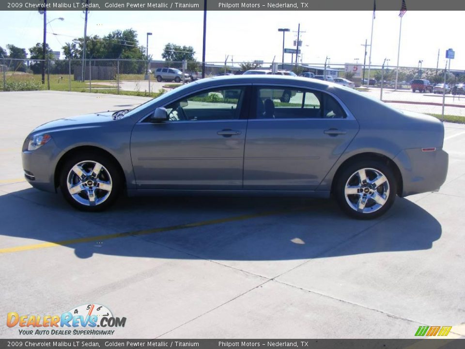 2009 Chevrolet Malibu LT Sedan Golden Pewter Metallic / Titanium Photo #6