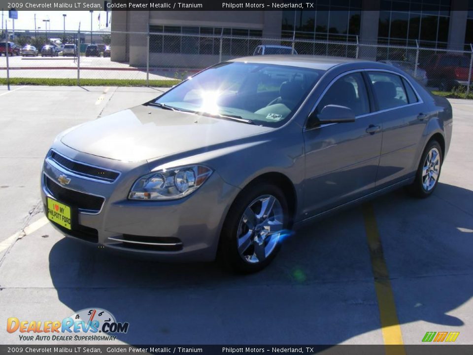 2009 Chevrolet Malibu LT Sedan Golden Pewter Metallic / Titanium Photo #7