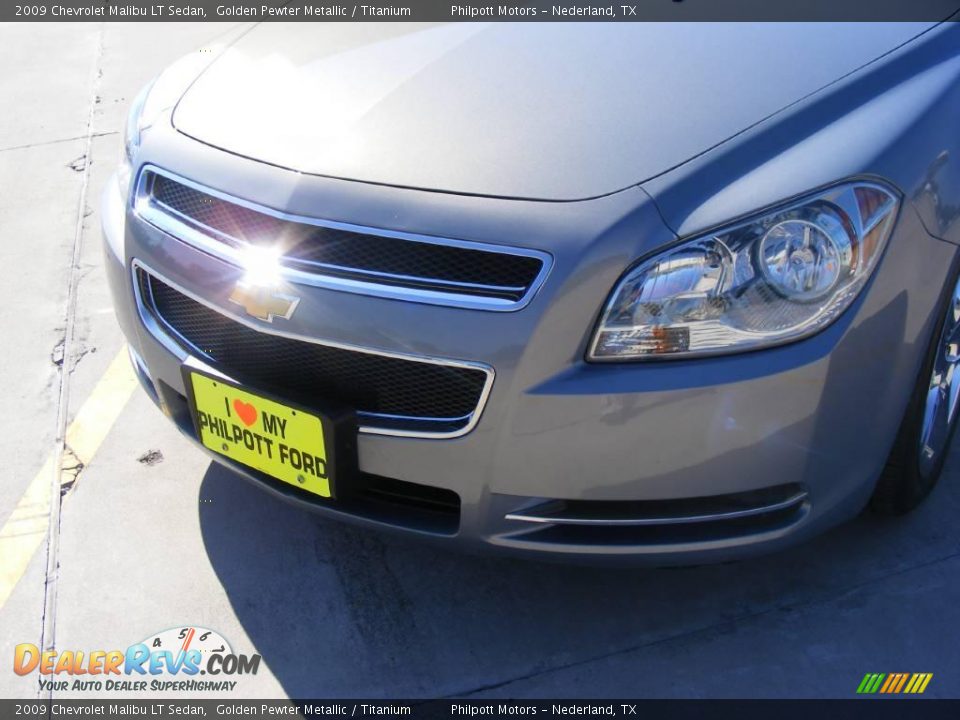 2009 Chevrolet Malibu LT Sedan Golden Pewter Metallic / Titanium Photo #11