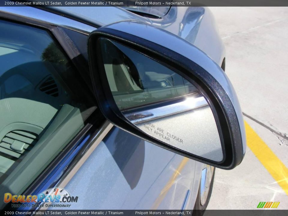 2009 Chevrolet Malibu LT Sedan Golden Pewter Metallic / Titanium Photo #18