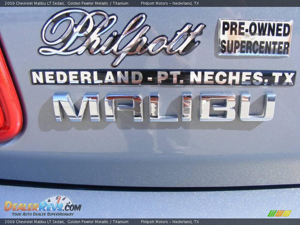 2009 Chevrolet Malibu LT Sedan Golden Pewter Metallic / Titanium Photo #21
