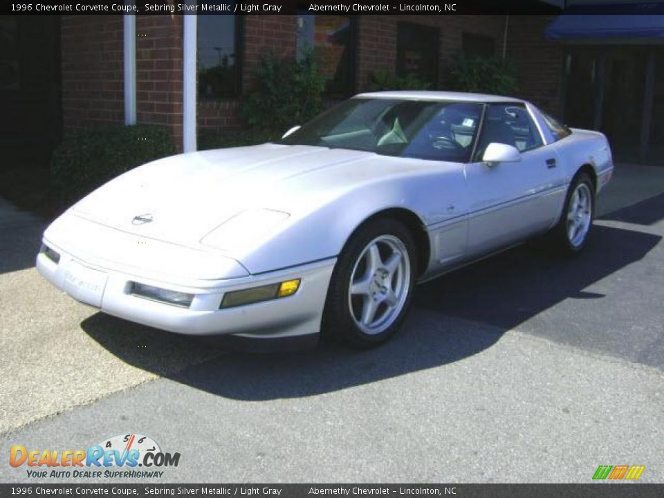 1996 Chevrolet Corvette Coupe Sebring Silver Metallic / Light Gray Photo #7