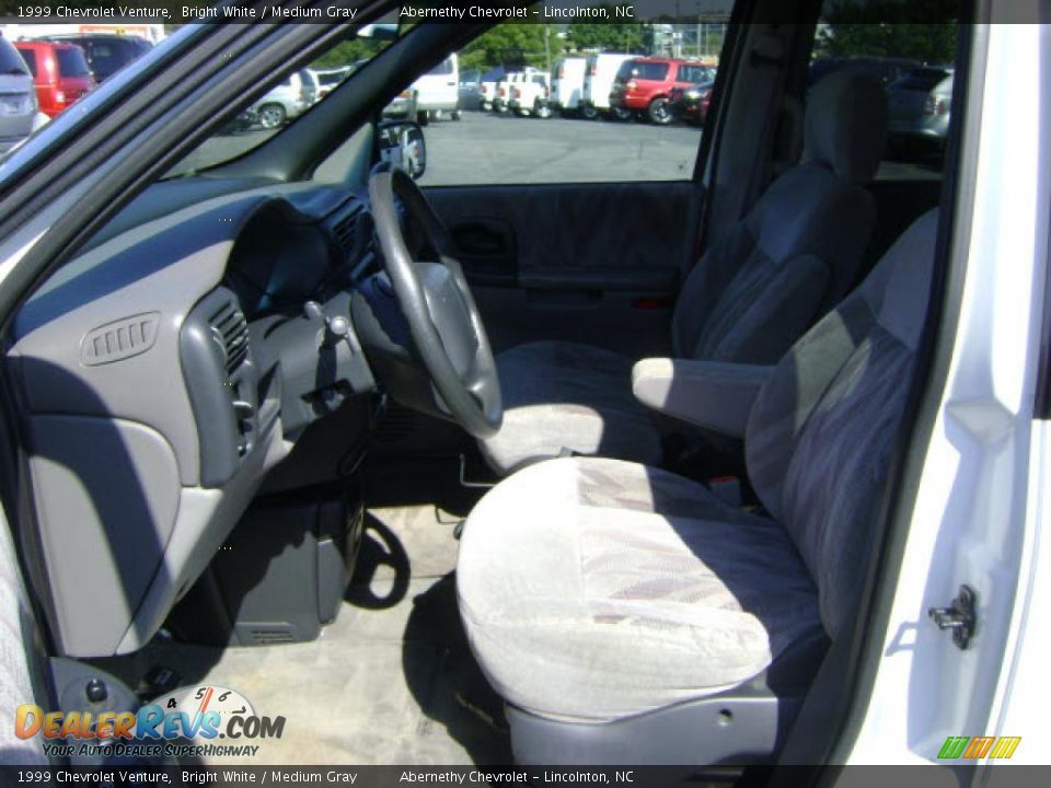 1999 Chevrolet Venture Bright White / Medium Gray Photo #4