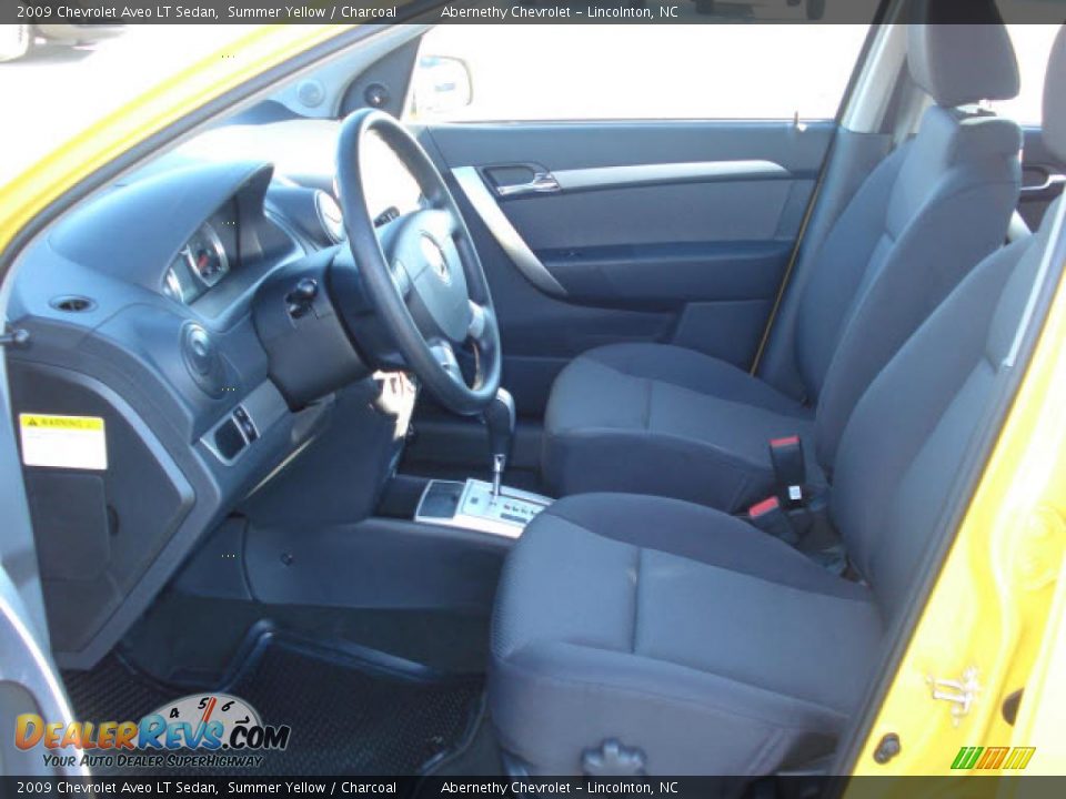 2009 Chevrolet Aveo LT Sedan Summer Yellow / Charcoal Photo #4