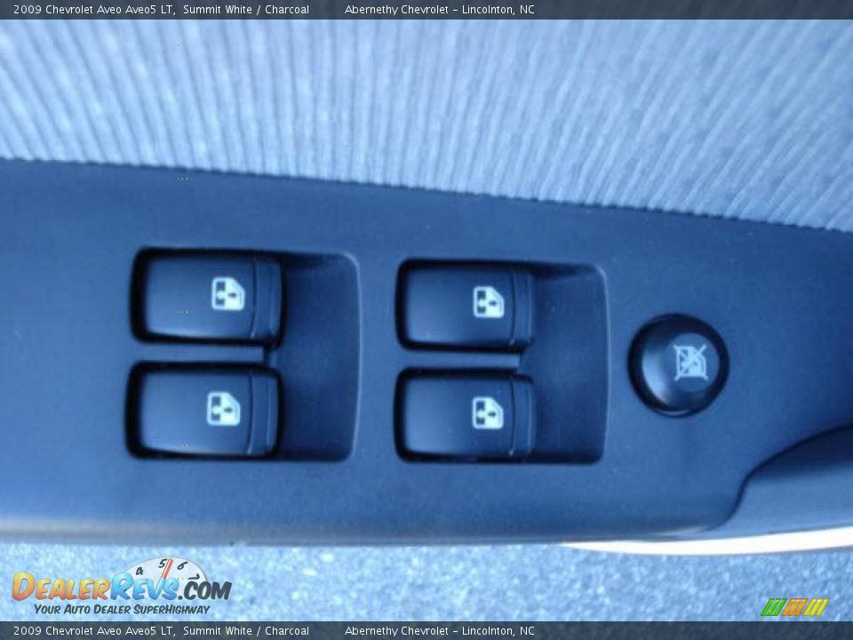 2009 Chevrolet Aveo Aveo5 LT Summit White / Charcoal Photo #8