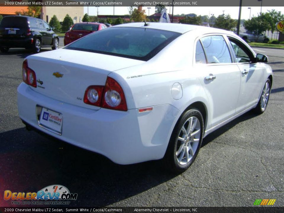 2009 Chevrolet Malibu LTZ Sedan Summit White / Cocoa/Cashmere Photo #2