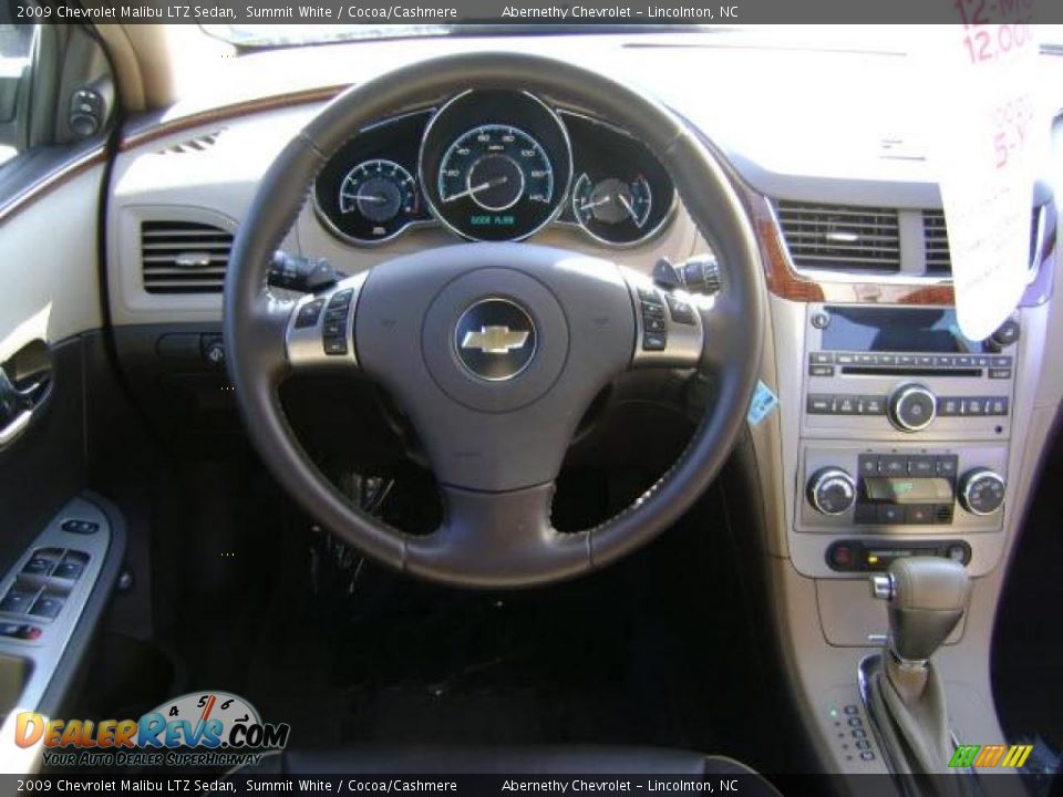 2009 Chevrolet Malibu LTZ Sedan Summit White / Cocoa/Cashmere Photo #6