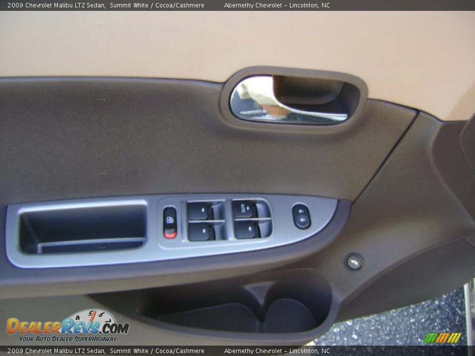 2009 Chevrolet Malibu LTZ Sedan Summit White / Cocoa/Cashmere Photo #8