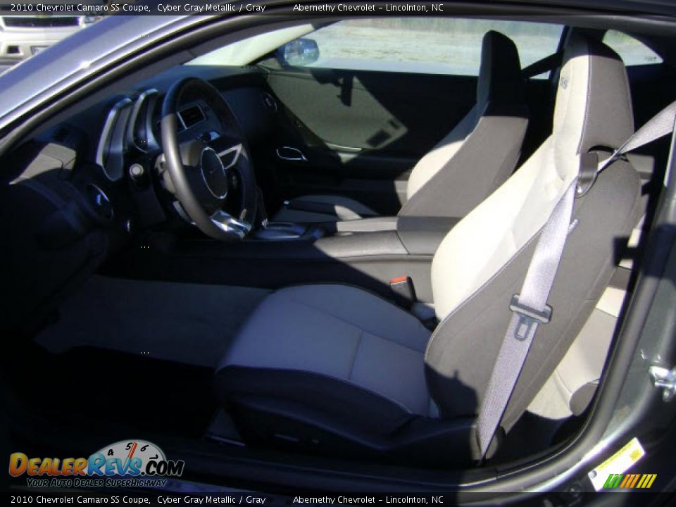 2010 Chevrolet Camaro SS Coupe Cyber Gray Metallic / Gray Photo #4