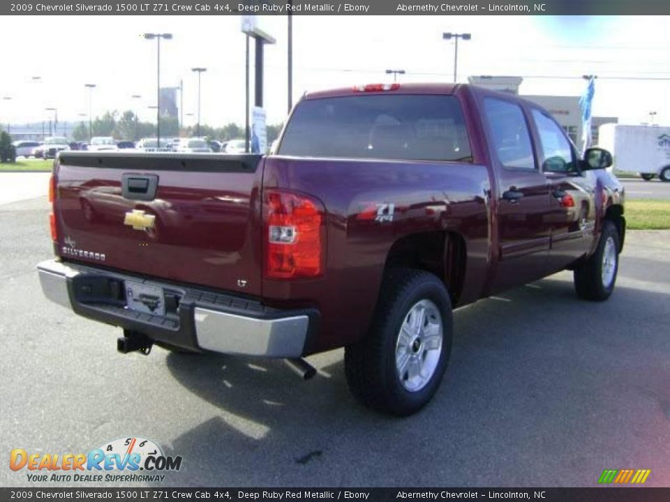 2009 Chevrolet Silverado 1500 LT Z71 Crew Cab 4x4 Deep Ruby Red Metallic / Ebony Photo #2