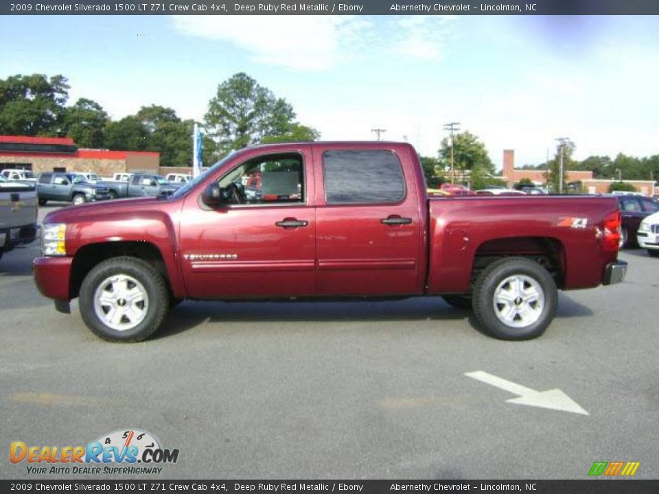 2009 Chevrolet Silverado 1500 LT Z71 Crew Cab 4x4 Deep Ruby Red Metallic / Ebony Photo #3