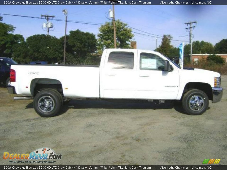 2009 Chevrolet Silverado 3500HD LTZ Crew Cab 4x4 Dually Summit White / Light Titanium/Dark Titanium Photo #3