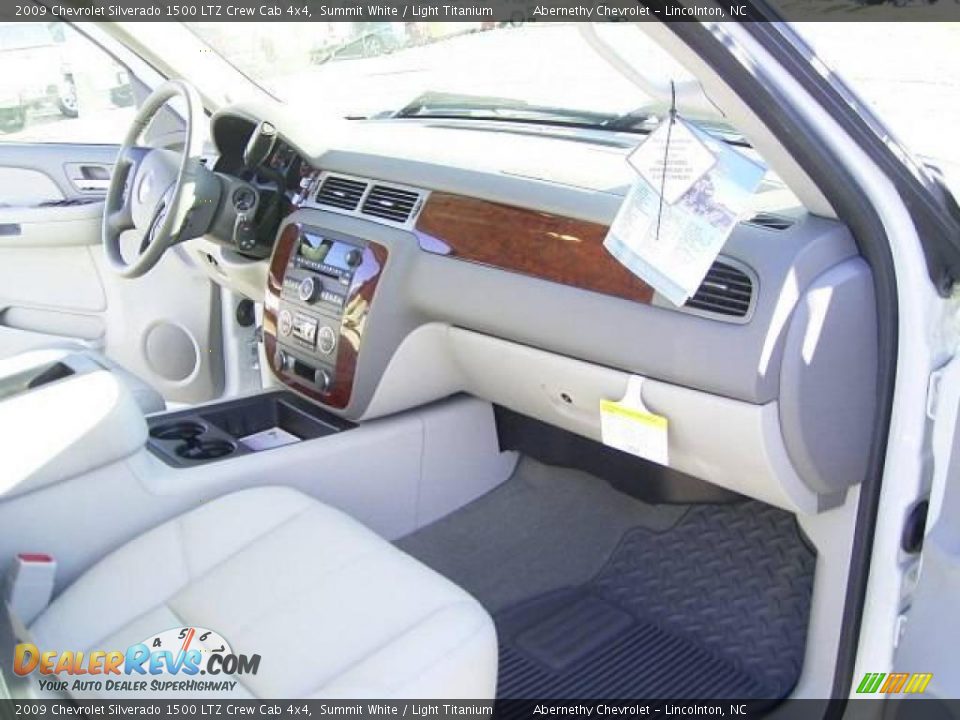 2009 Chevrolet Silverado 1500 LTZ Crew Cab 4x4 Summit White / Light Titanium Photo #15