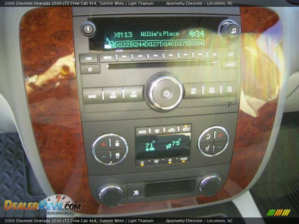 2009 Chevrolet Silverado 1500 LTZ Crew Cab 4x4 Summit White / Light Titanium Photo #23