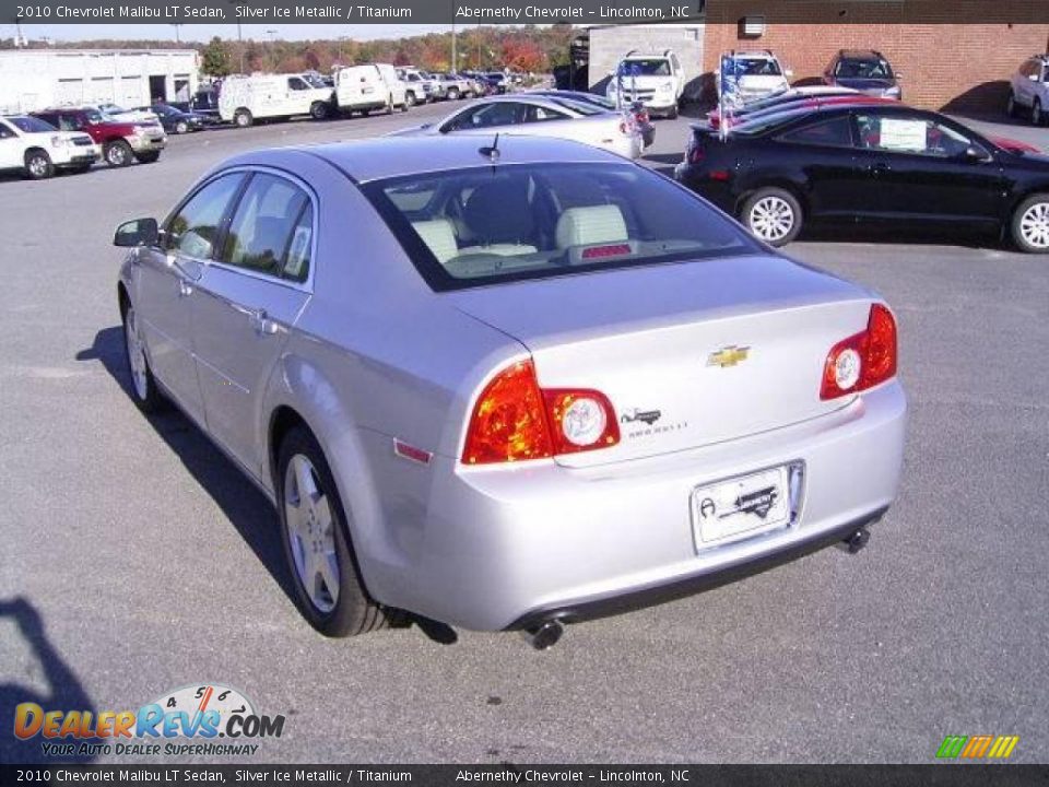 2010 Chevrolet Malibu LT Sedan Silver Ice Metallic / Titanium Photo #2