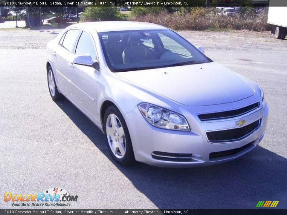 2010 Chevrolet Malibu LT Sedan Silver Ice Metallic / Titanium Photo #5
