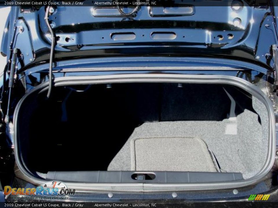 2009 Chevrolet Cobalt LS Coupe Black / Gray Photo #8