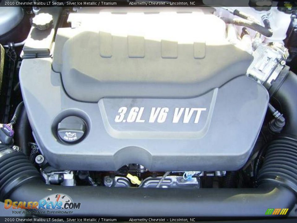 2010 Chevrolet Malibu LT Sedan Silver Ice Metallic / Titanium Photo #20