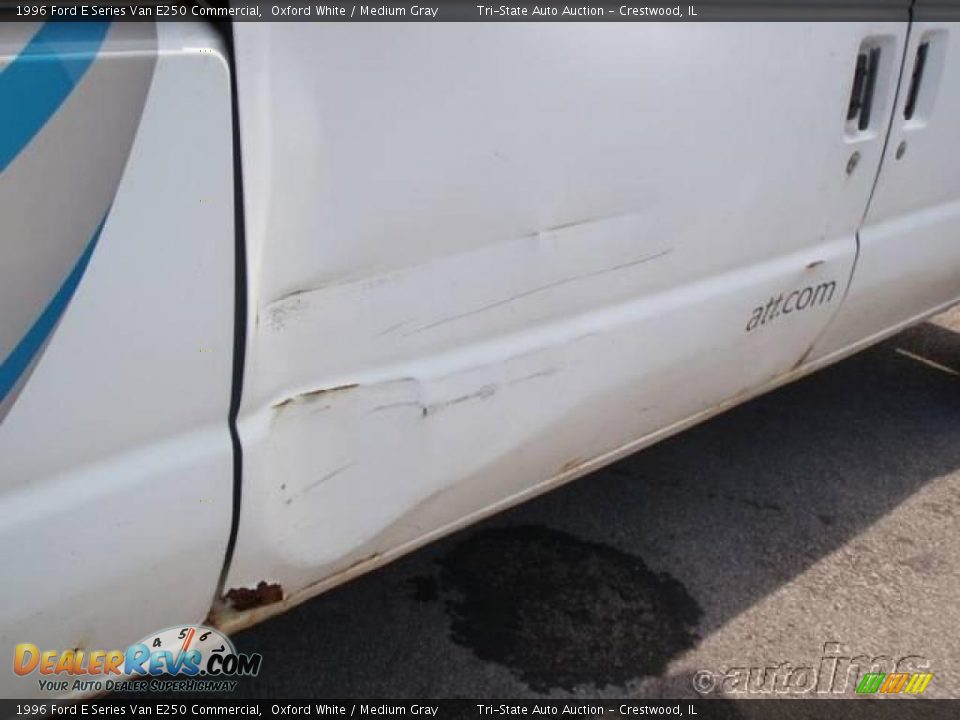 1996 Ford E Series Van E250 Commercial Oxford White / Medium Gray Photo #9