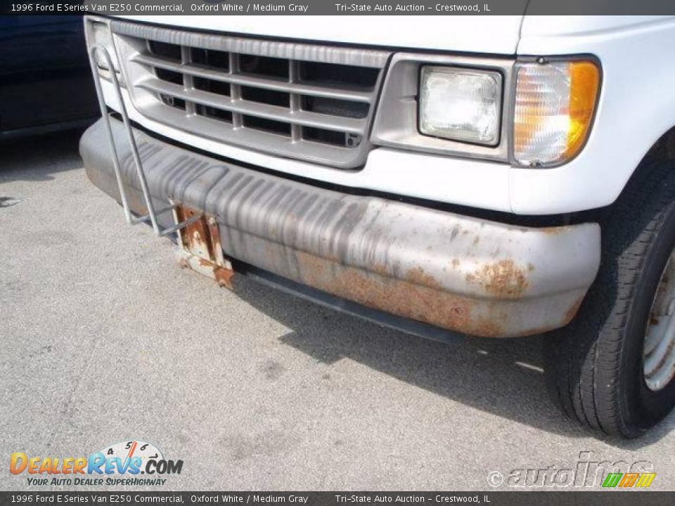 1996 Ford E Series Van E250 Commercial Oxford White / Medium Gray Photo #12