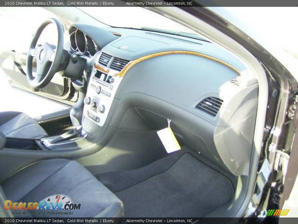 2010 Chevrolet Malibu LT Sedan Gold Mist Metallic / Ebony Photo #15