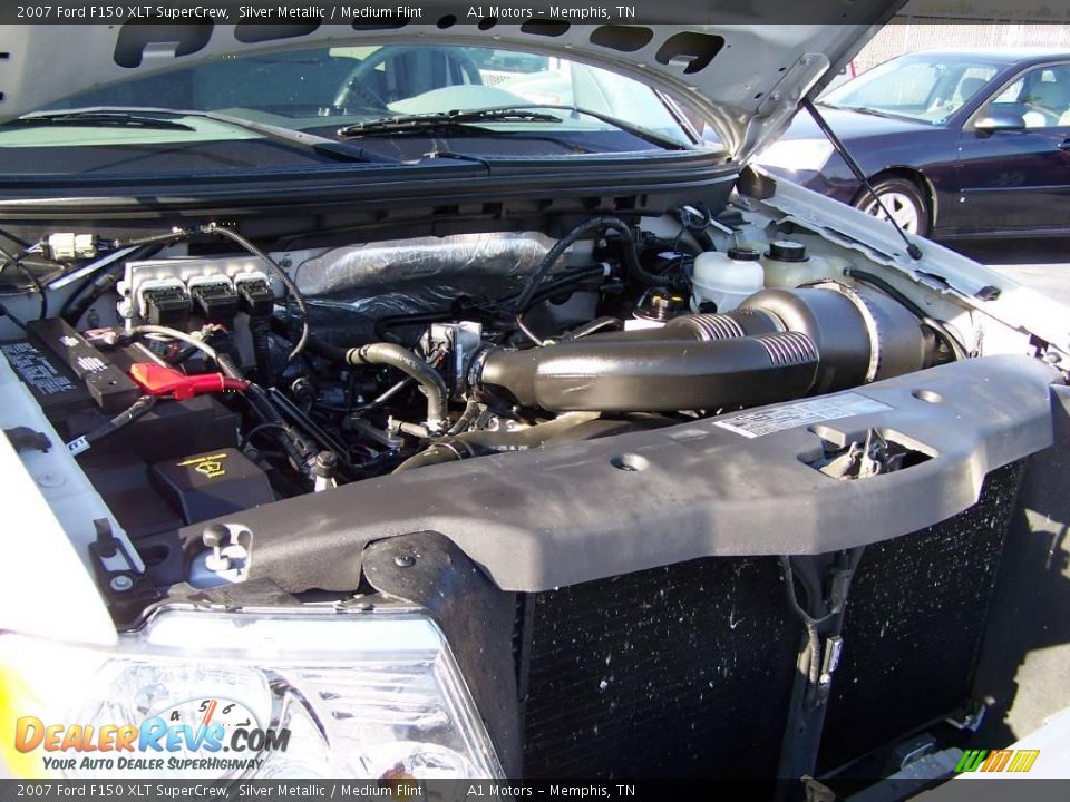 2007 Ford F150 XLT SuperCrew Silver Metallic / Medium Flint Photo #9