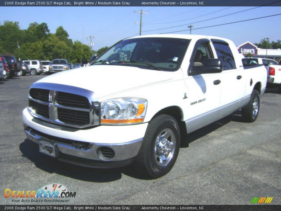 2006 Dodge Ram 2500 SLT Mega Cab Bright White / Medium Slate Gray Photo #1