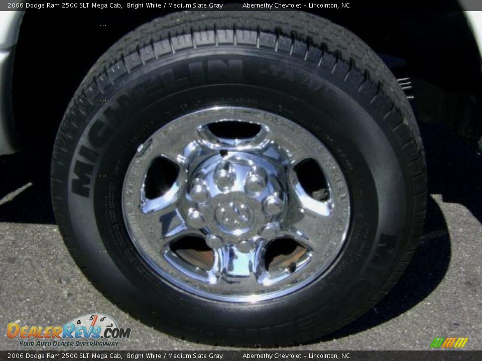 2006 Dodge Ram 2500 SLT Mega Cab Bright White / Medium Slate Gray Photo #9
