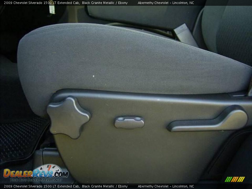 2009 Chevrolet Silverado 1500 LT Extended Cab Black Granite Metallic / Ebony Photo #10