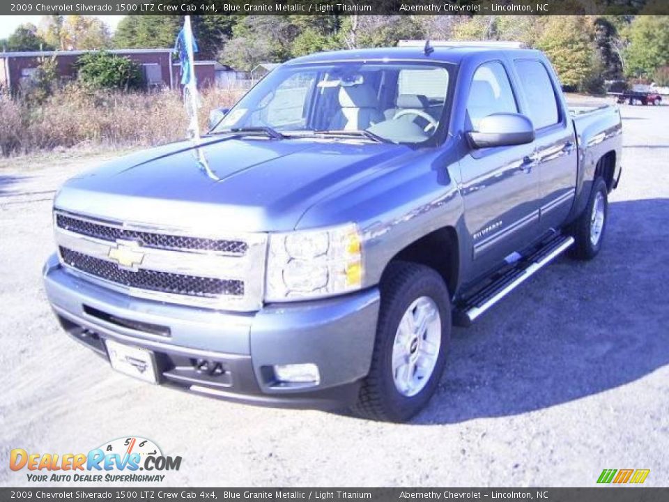 2009 Chevrolet Silverado 1500 LTZ Crew Cab 4x4 Blue Granite Metallic / Light Titanium Photo #1