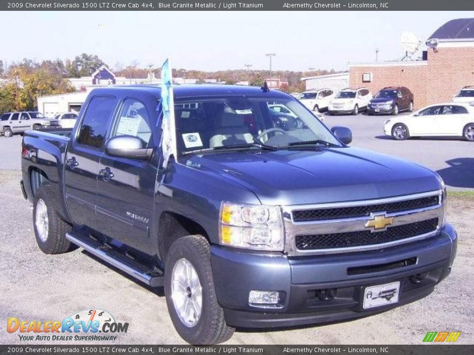 2009 Chevrolet Silverado 1500 LTZ Crew Cab 4x4 Blue Granite Metallic / Light Titanium Photo #6