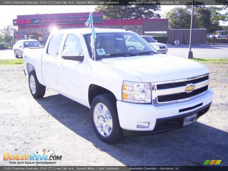 2009 Chevrolet Silverado 1500 LTZ Crew Cab 4x4 Summit White / Light Cashmere Photo #6