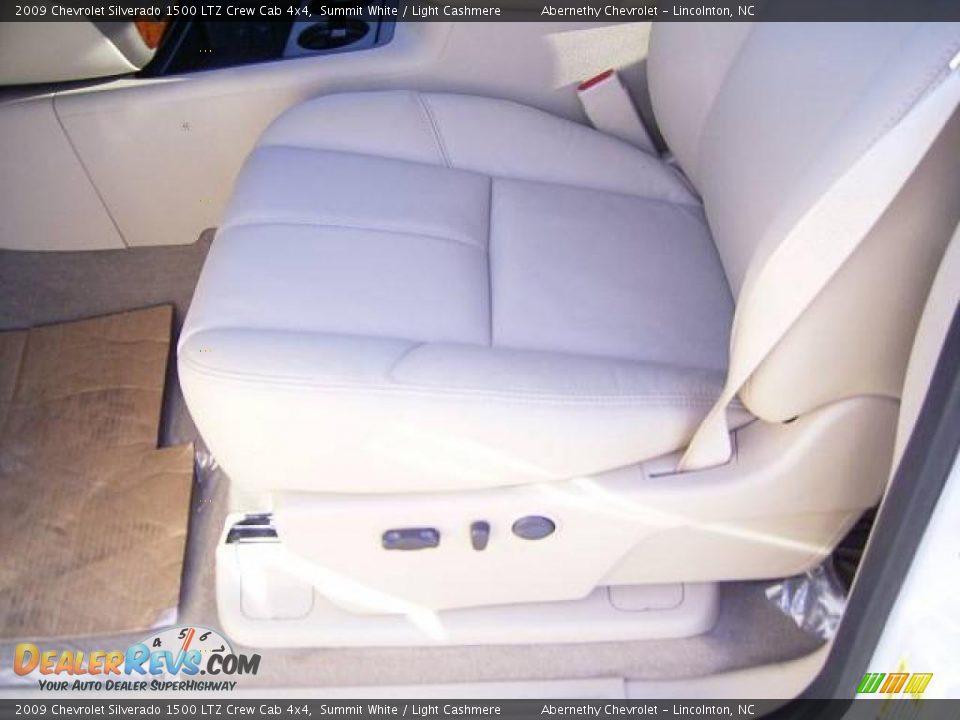 2009 Chevrolet Silverado 1500 LTZ Crew Cab 4x4 Summit White / Light Cashmere Photo #9