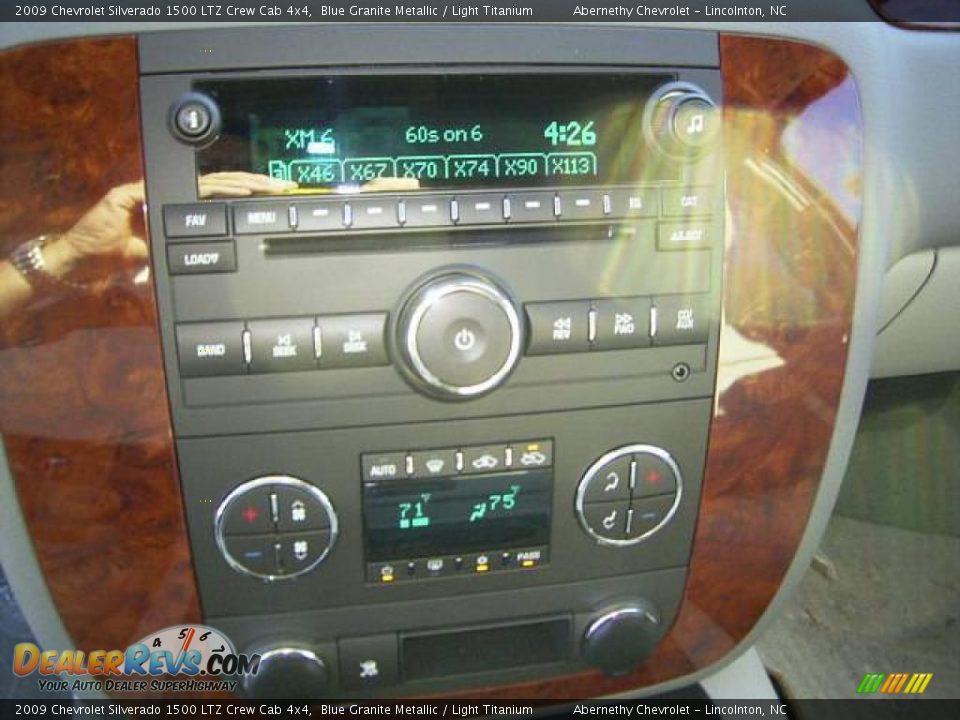 2009 Chevrolet Silverado 1500 LTZ Crew Cab 4x4 Blue Granite Metallic / Light Titanium Photo #23