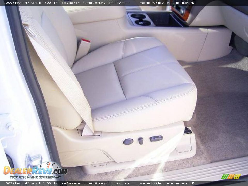 2009 Chevrolet Silverado 1500 LTZ Crew Cab 4x4 Summit White / Light Cashmere Photo #14