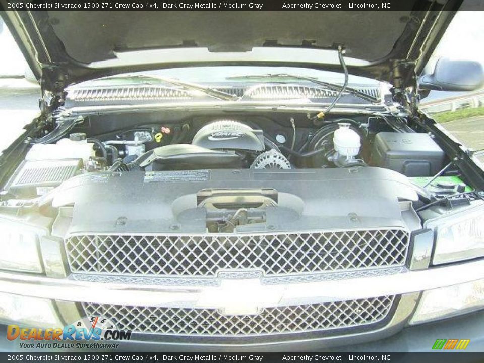 2005 Chevrolet Silverado 1500 Z71 Crew Cab 4x4 Dark Gray Metallic / Medium Gray Photo #18