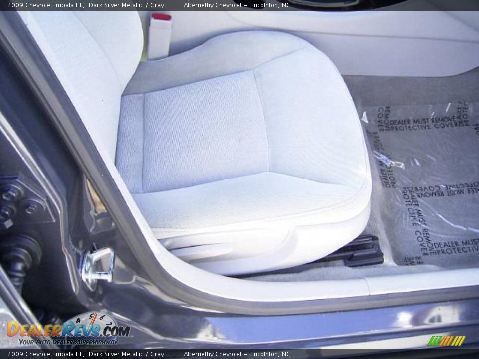 2009 Chevrolet Impala LT Dark Silver Metallic / Gray Photo #14
