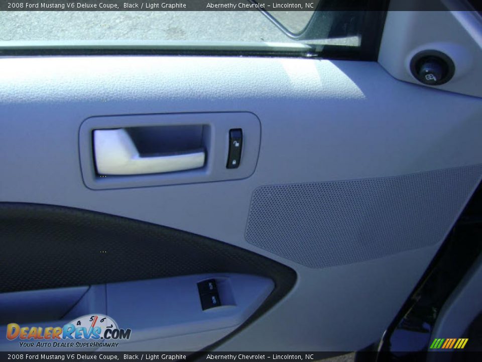2008 Ford Mustang V6 Deluxe Coupe Black / Light Graphite Photo #8