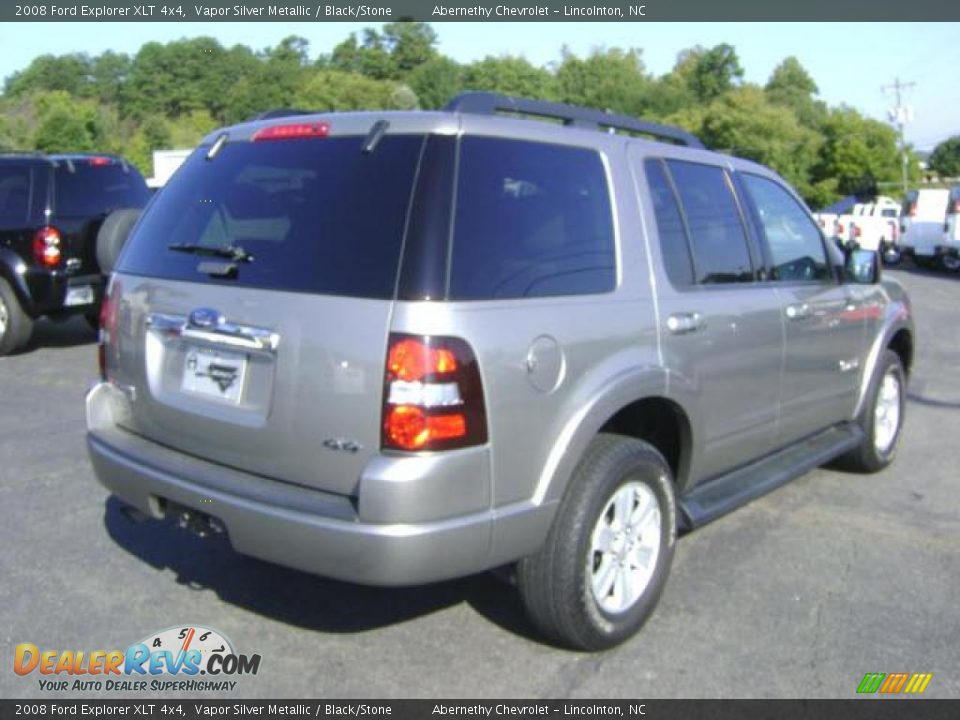 2008 Ford Explorer XLT 4x4 Vapor Silver Metallic / Black/Stone Photo #2