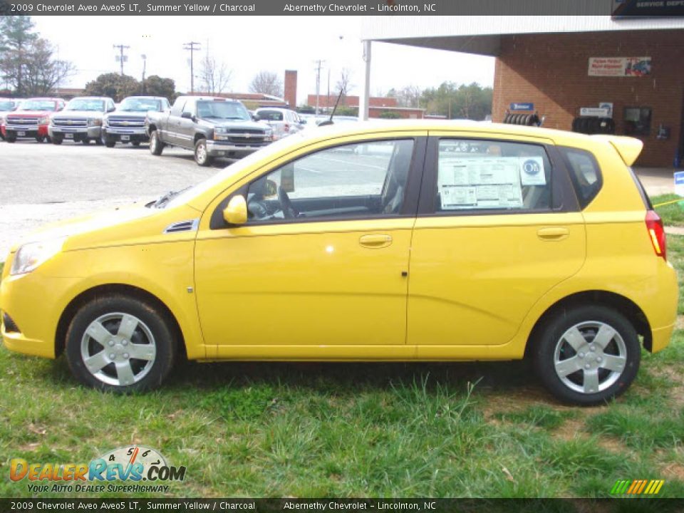 2009 Chevrolet Aveo Aveo5 LT Summer Yellow / Charcoal Photo #3