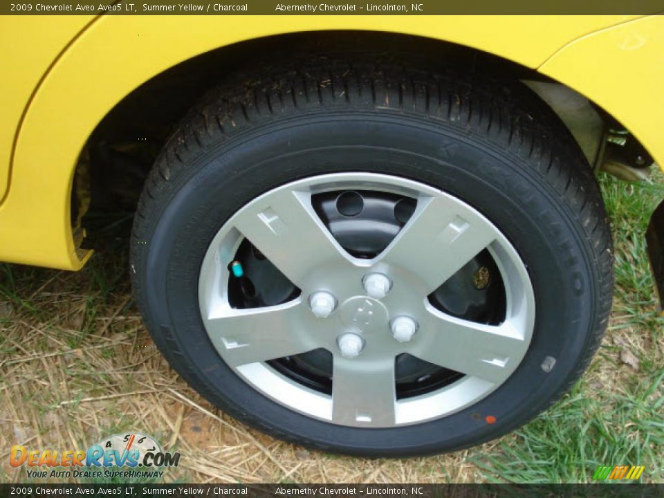 2009 Chevrolet Aveo Aveo5 LT Summer Yellow / Charcoal Photo #9